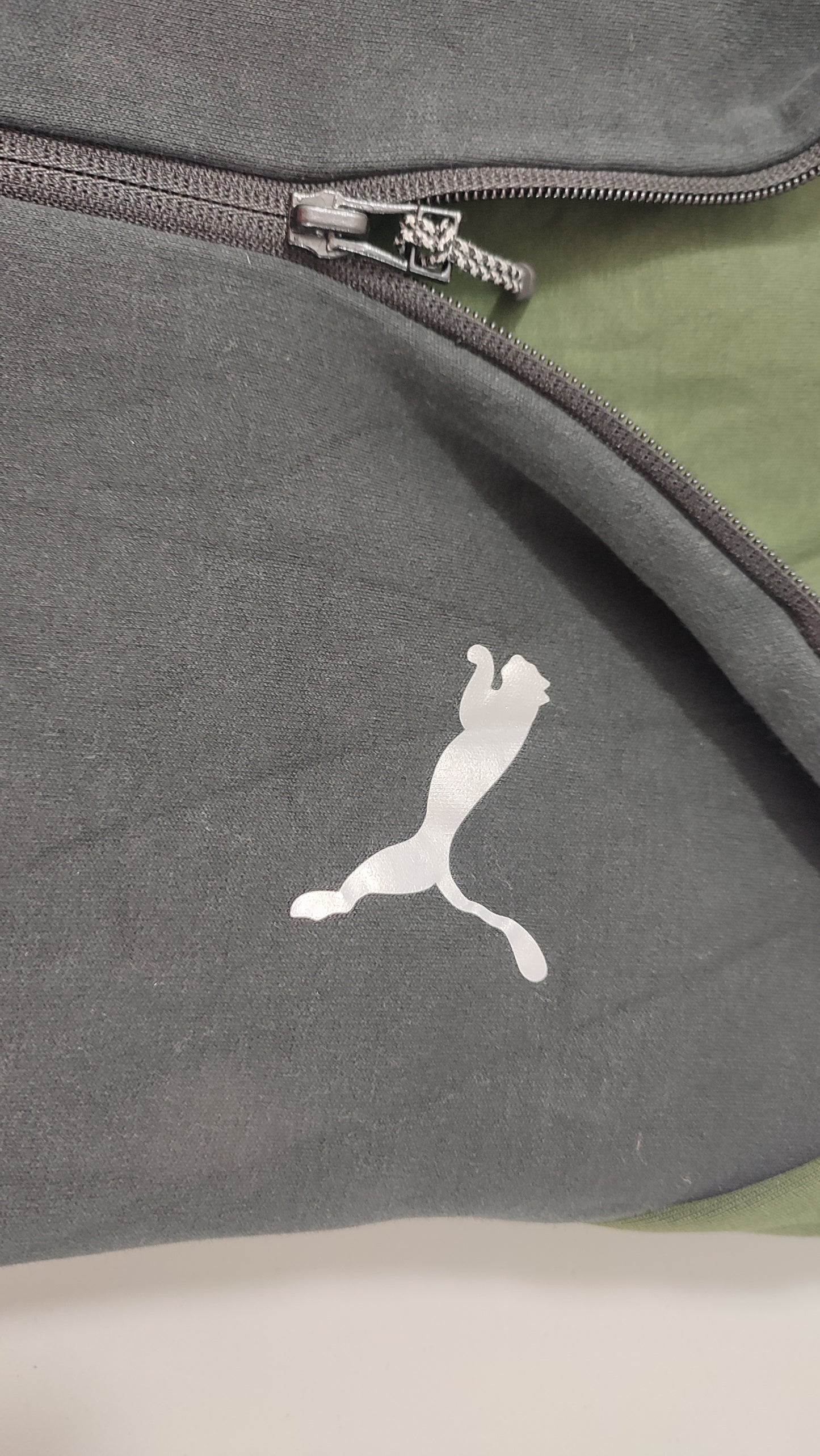 Vêtement Homme veste sweat à capuche noir et vert Puma taille L #RETROSTREET