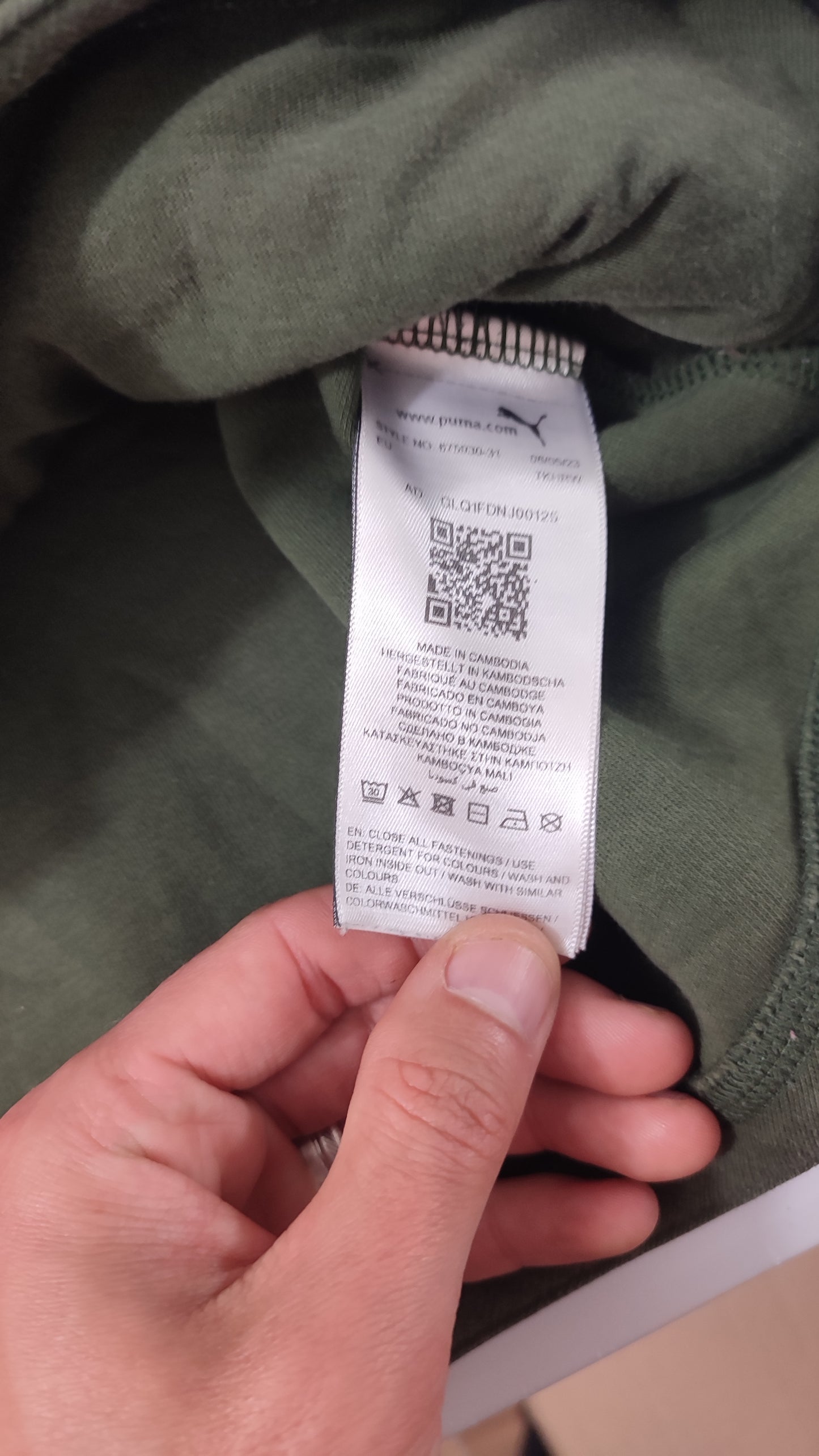 Vêtement Homme veste sweat à capuche noir et vert Puma taille L #RETROSTREET