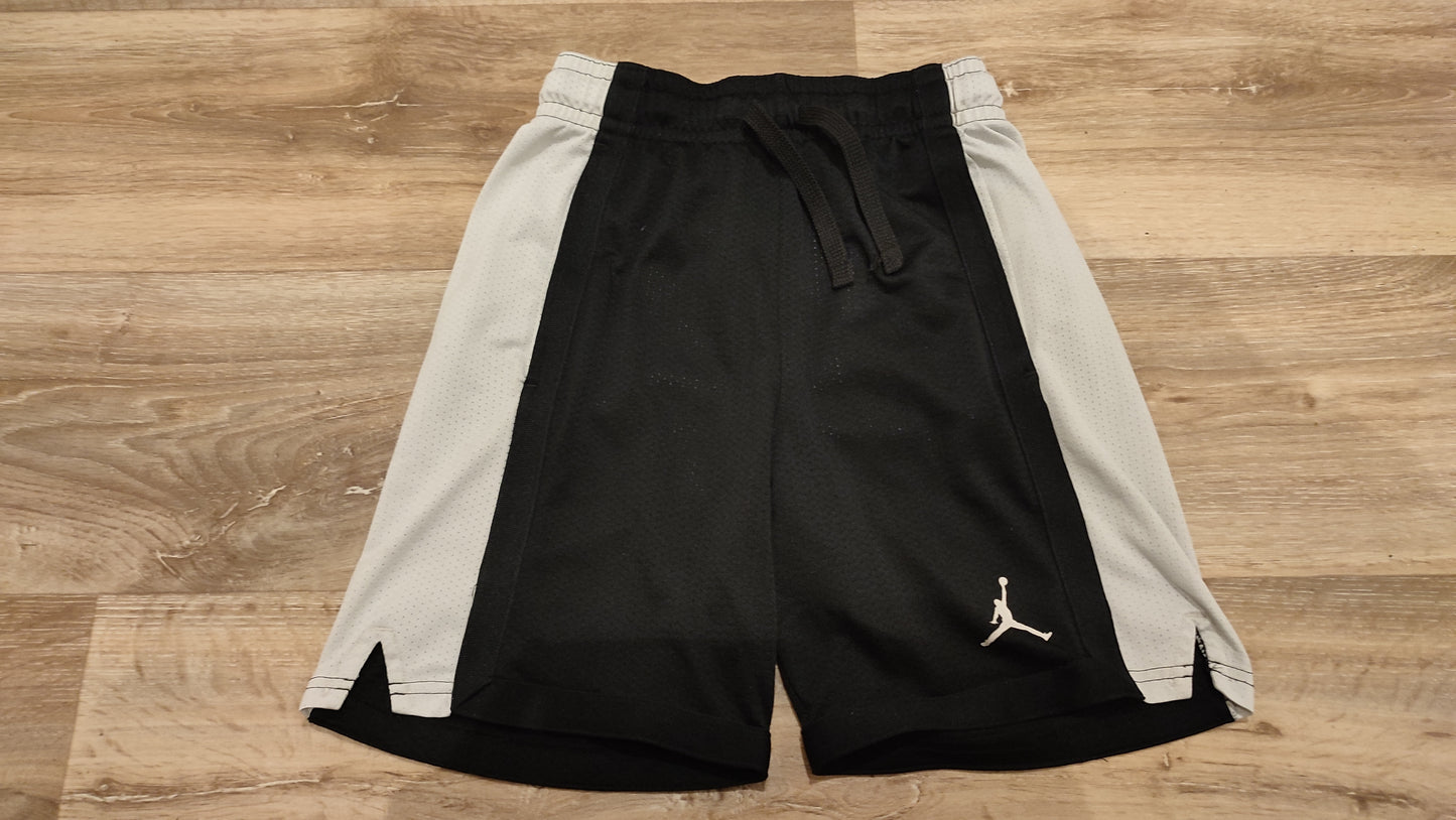 Vêtement Homme Short Jordan Dri-fit noir et blanc taille XS #RETROSTREET