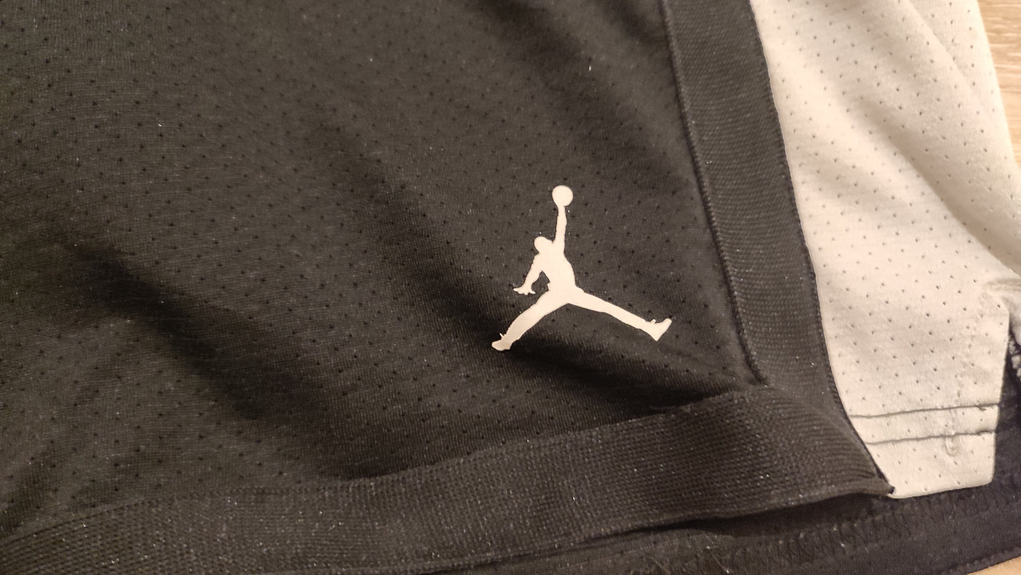 Vêtement Homme Short Jordan Dri-fit noir et blanc taille XS #RETROSTREET