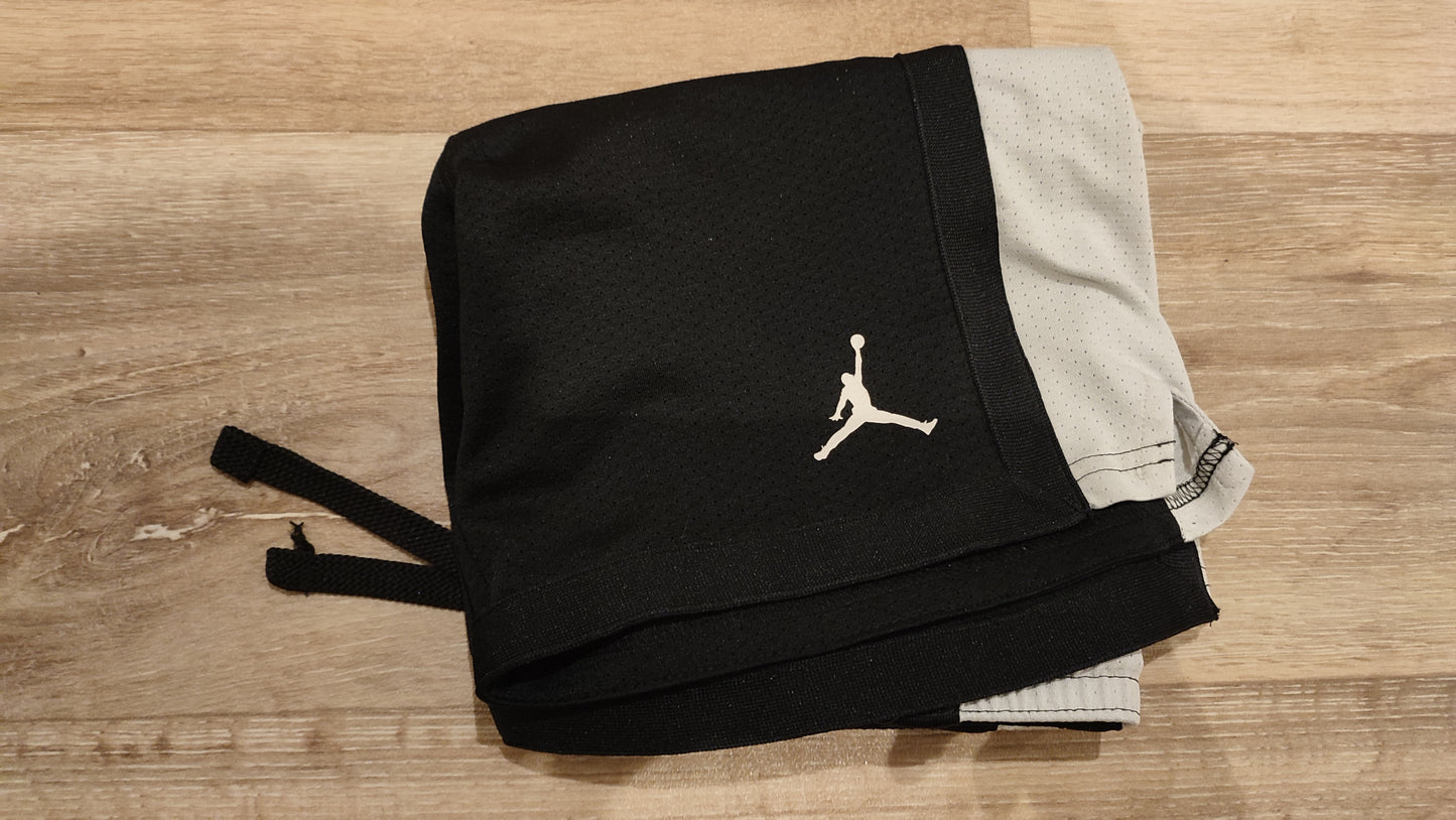 Vêtement Homme Short Jordan Dri-fit noir et blanc taille XS #RETROSTREET