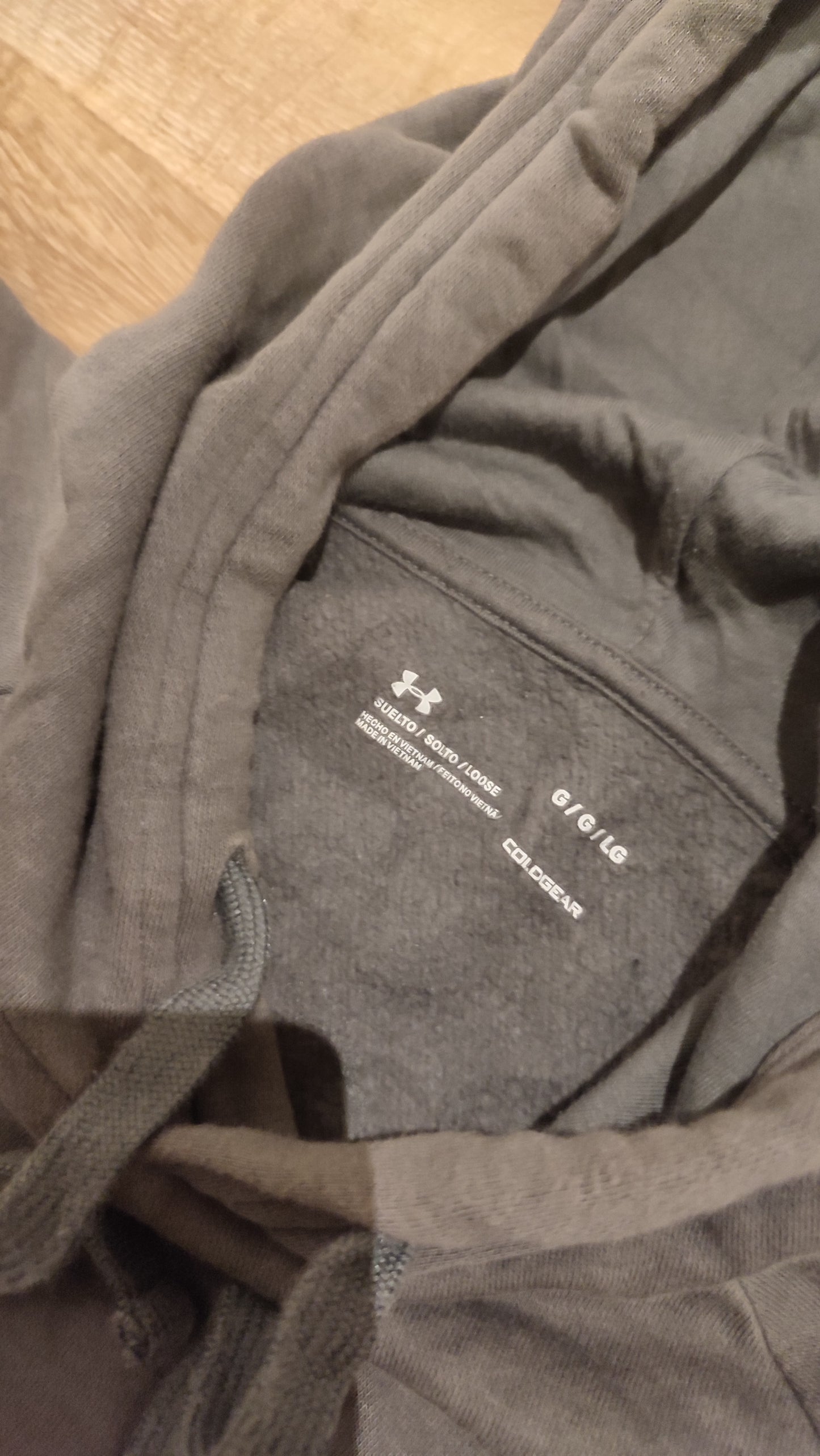 Vêtement Homme Sweat pull capuche gris Under Armour avec poche centrale taille L #RETROSTREET
