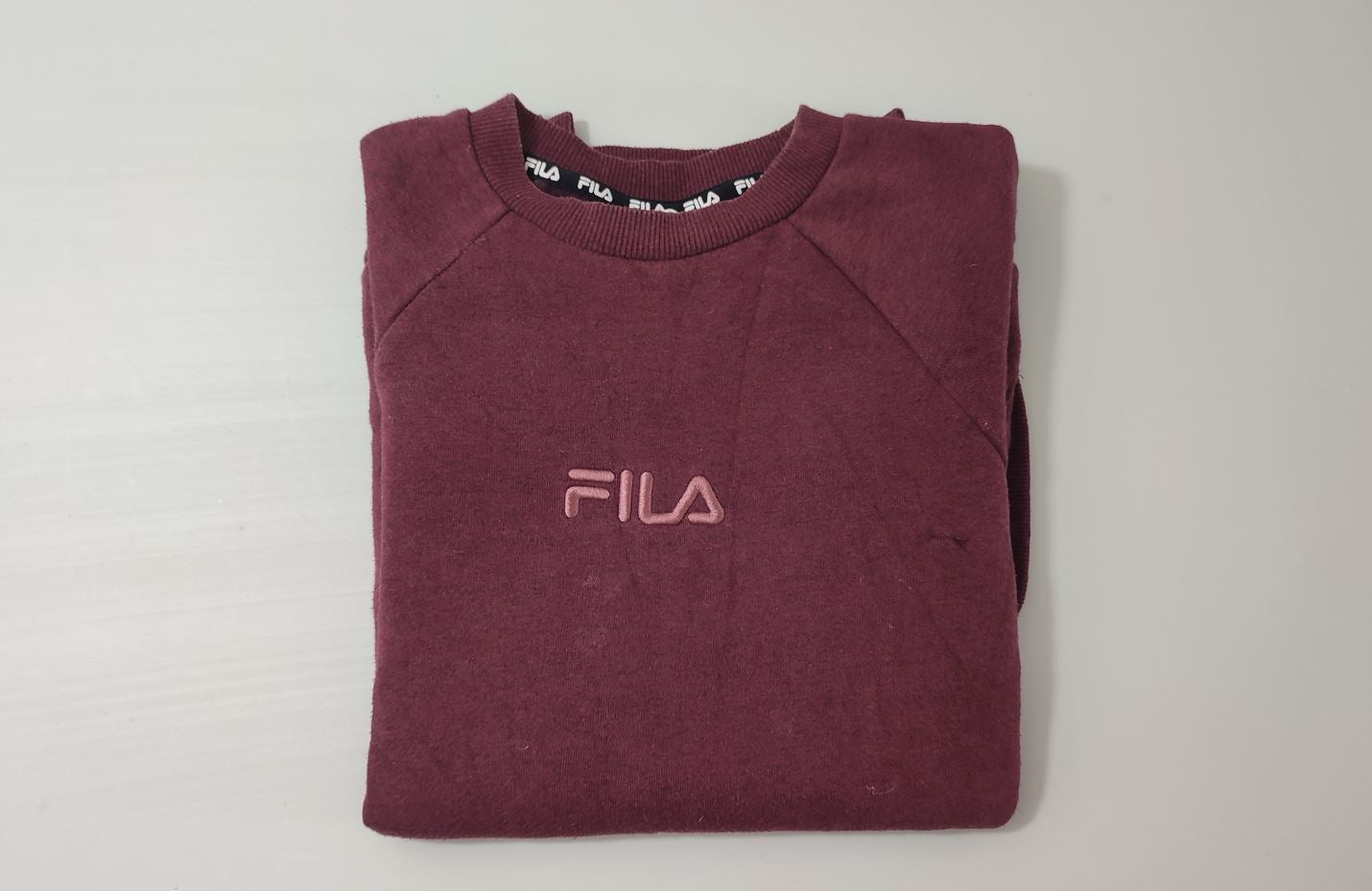 Vêtement Homme Pull rose violet Fila taille XS #RETROSTREET