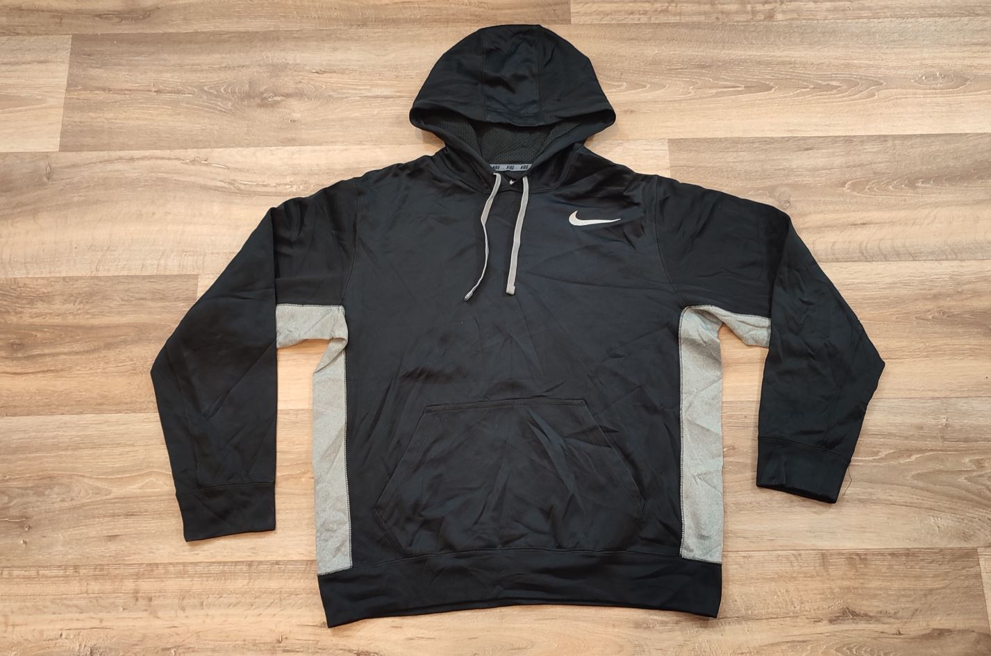 Vêtement Homme Sweatshirts Sweats pull à capuche noir Nike taille M #Retrostreet
