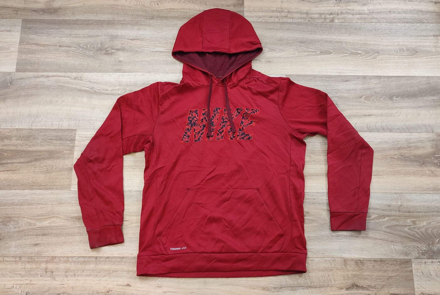 Vêtement Homme Sweatshirts Sweats pull à capuche rouge Nike Therma-fit taille M #Retrostreet