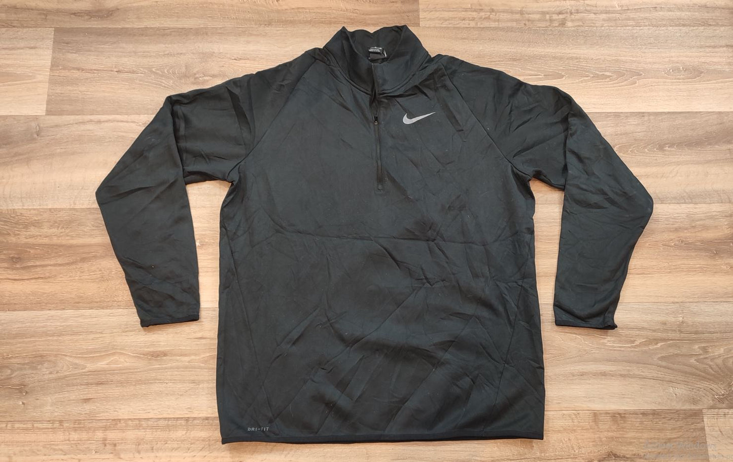 Vêtement Homme Sweat zippé 1/4 Haut de sport Nike dri-fit noir taille XL #Retrostreet