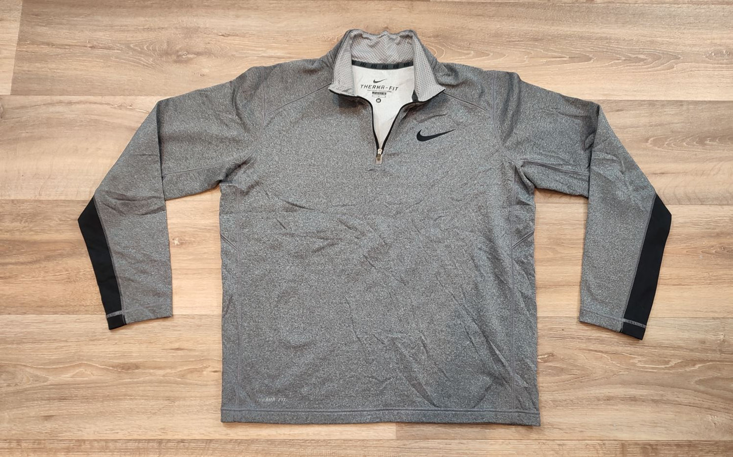 Vêtement Homme Sweat zippé 1/4 Haut de sport gris Nike therma-fit taille M #Retrostreet