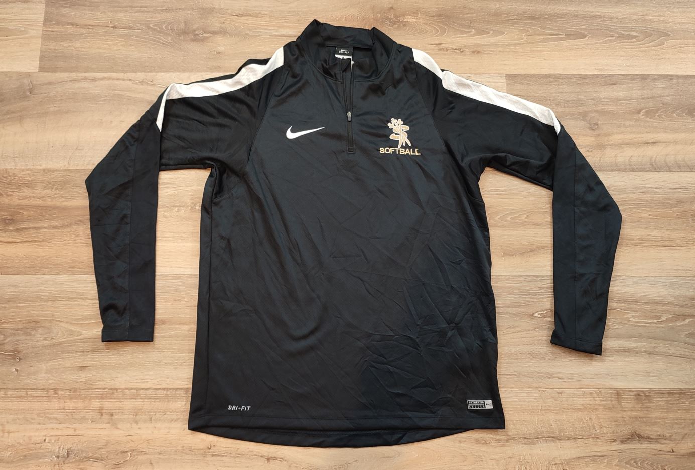 Vêtement Homme Sweat zippé 1/4 Haut de sport noir Softball Nike dri-fit retouché taille L #Retrostreet