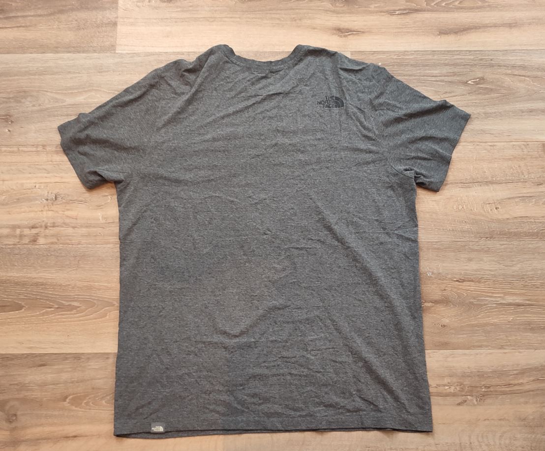Vêtement Homme T-Shirt TNF The North Face gris foncé taille L #Retrostreet
