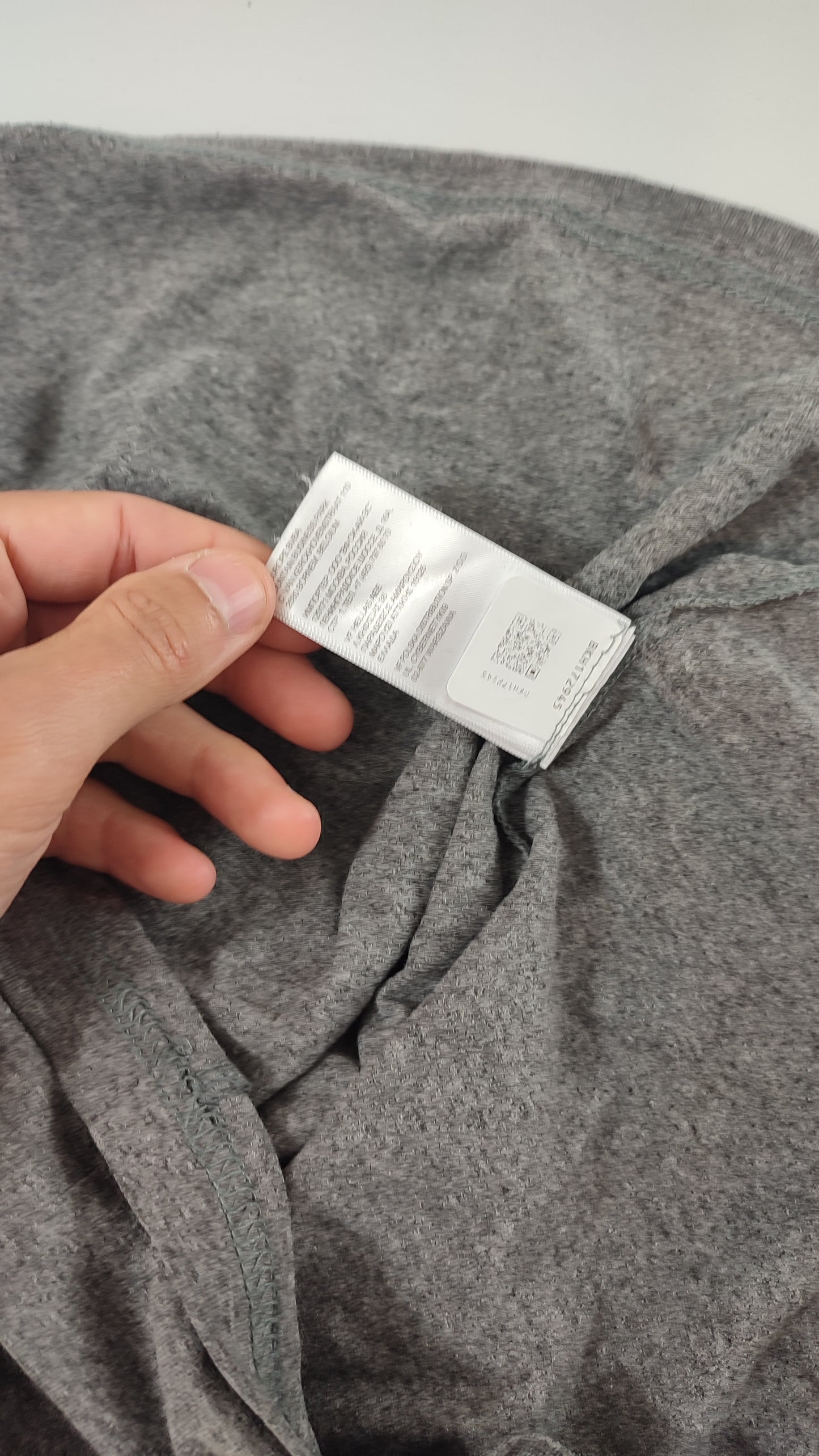 Vêtement Homme T-Shirt TNF The North Face gris foncé taille L #Retrostreet