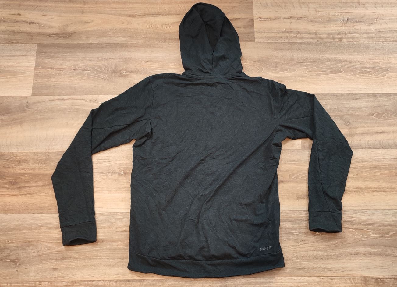 Vêtement Homme Veste zippé à capuche gris noir Nike dri-fit taille M #Retrostreet