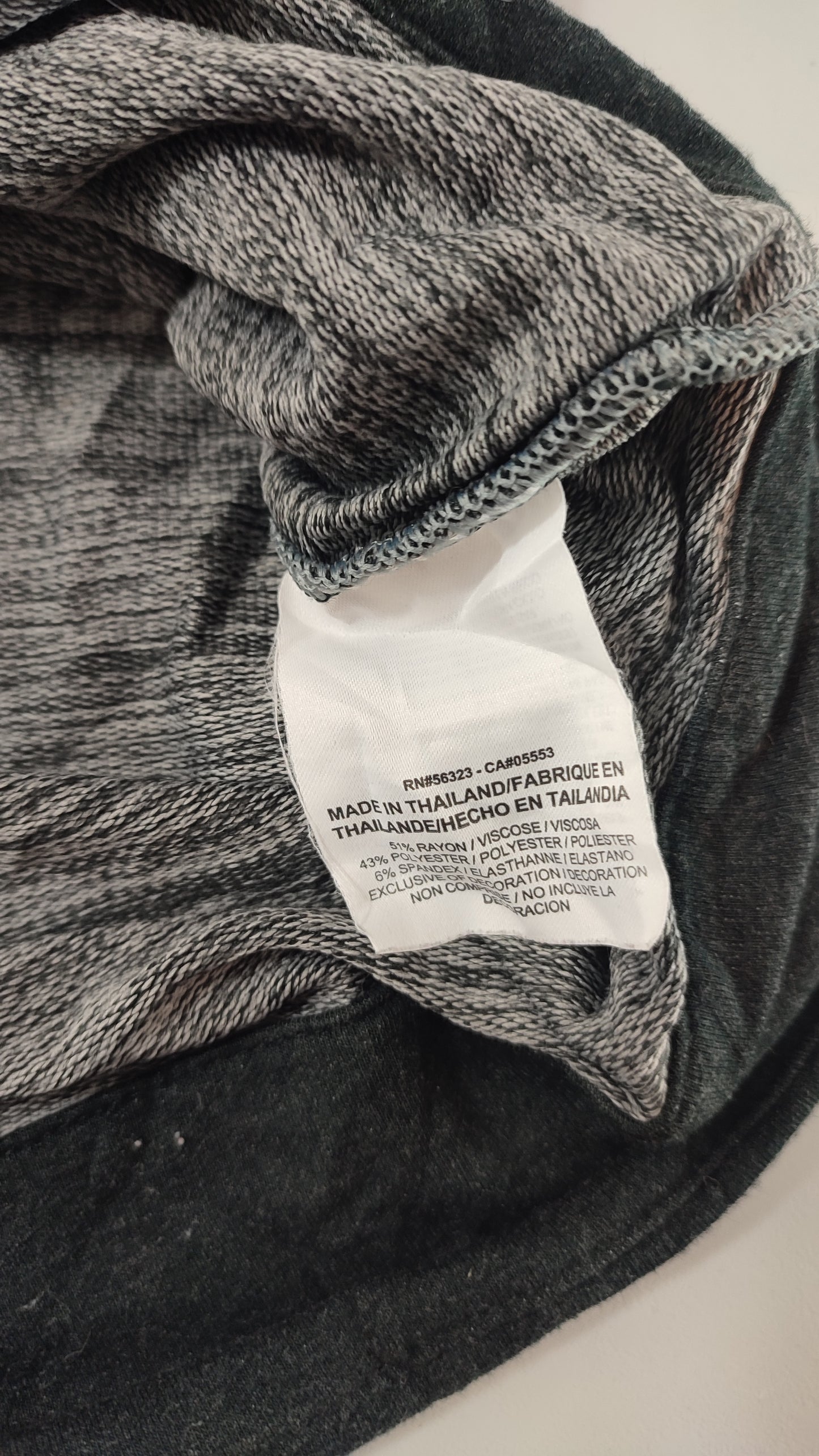 Vêtement Homme Veste zippé à capuche gris noir Nike dri-fit taille M #Retrostreet