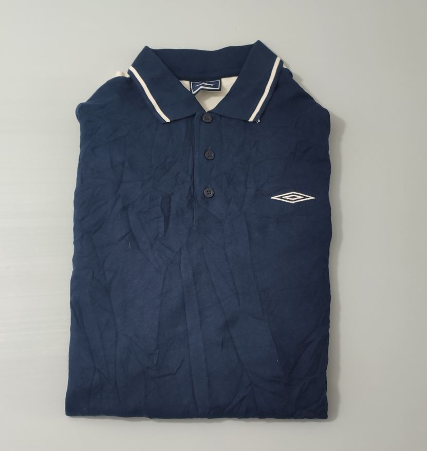 Vêtement Homme Polo t-shirt Umbro col V bleu marine taille XL #RETROSTREET