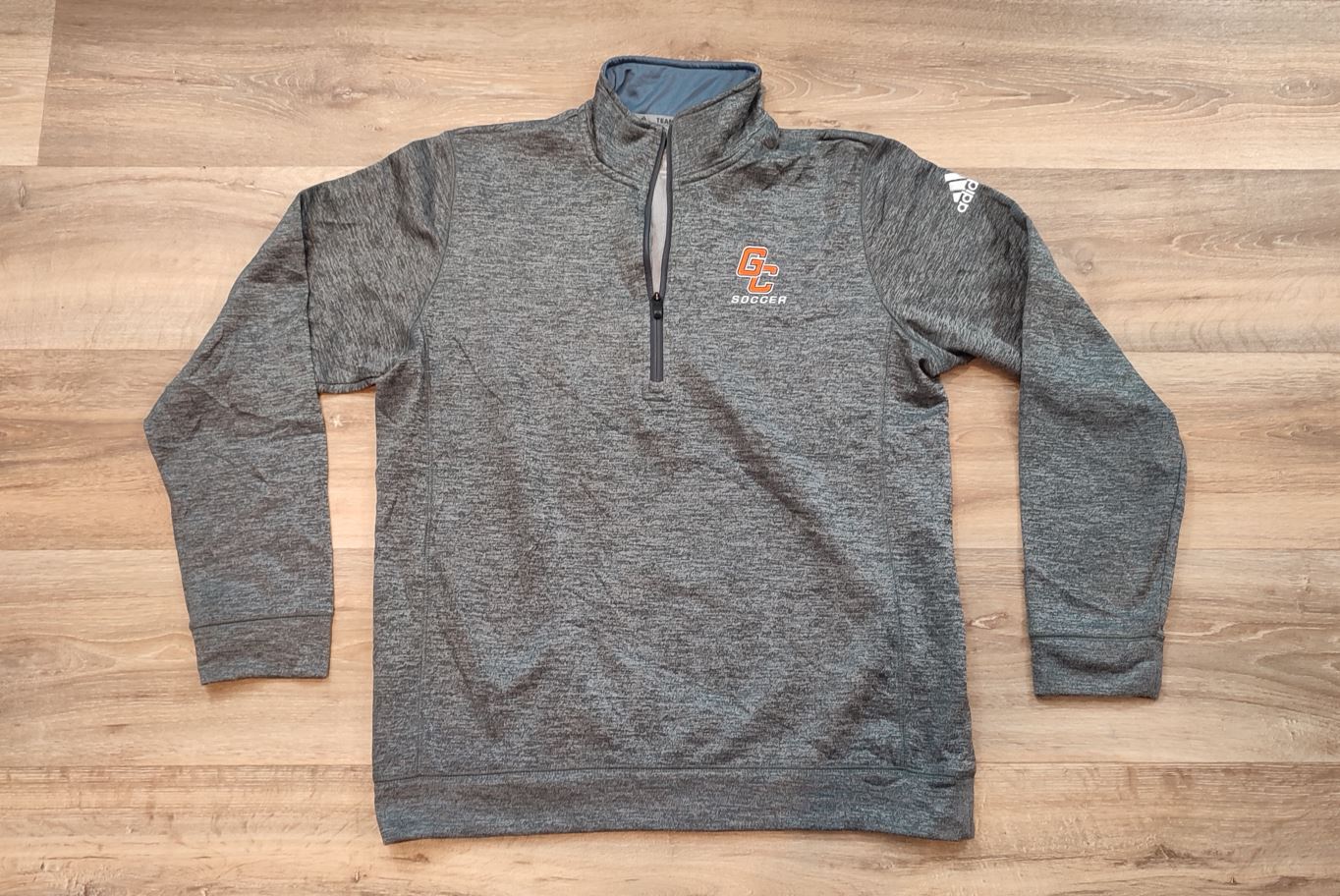 Vêtement homme Sweatshirts Sweats pull 1/4 zippé gris Adidas taille L #Retrostreet