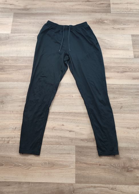 Vêtement Homme Pantalon survêtement noir Nike Dri-fit taille M #RETROSTREET