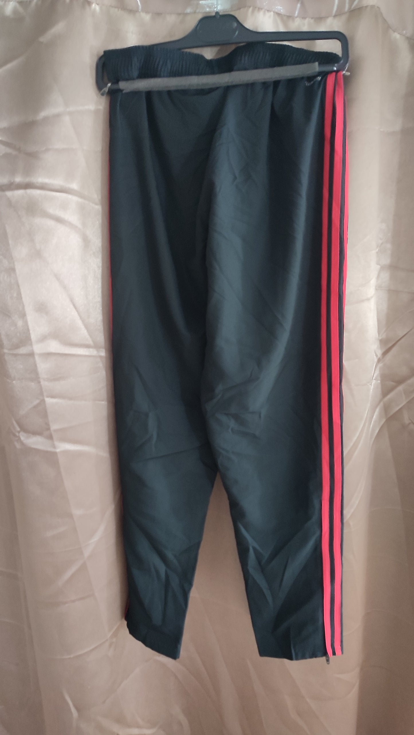 Vêtement Homme Pantalon survêtement Adidas Manchester United noir bande rouge taille M #RETROSTREET