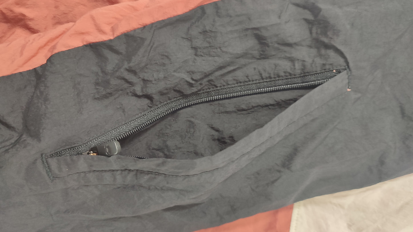 Vêtement Homme Veste zippé orange et noir Under Armour taille M #RETROSTREET