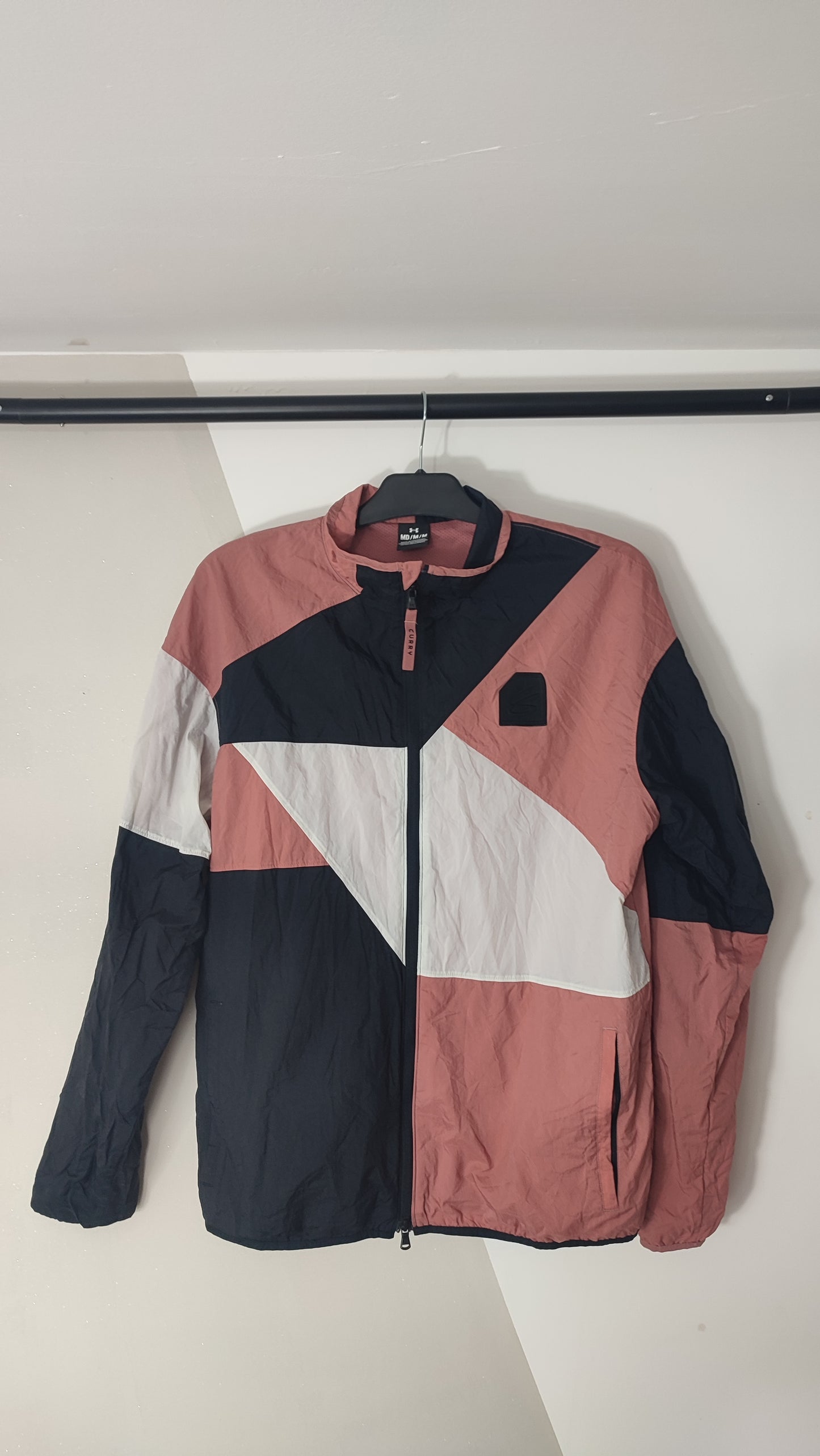 Vêtement Homme Veste zippé orange et noir Under Armour taille M #RETROSTREET