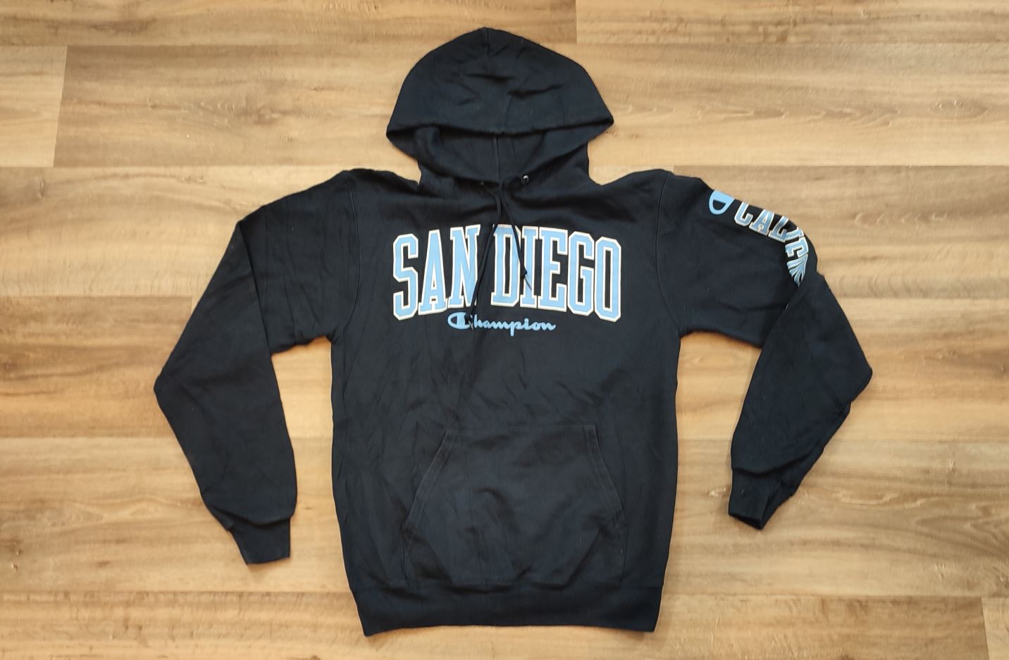 Vêtement Homme Sweatshirts Sweats pull à capuche bleu marine san diego Champion Authentic taille S #Retrostreet