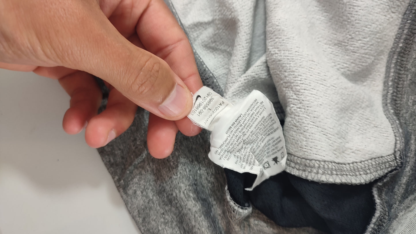 Vêtement Homme Sweatshirts Sweats pull à capuche gris Nike therma-fit taille L #Retrostreet