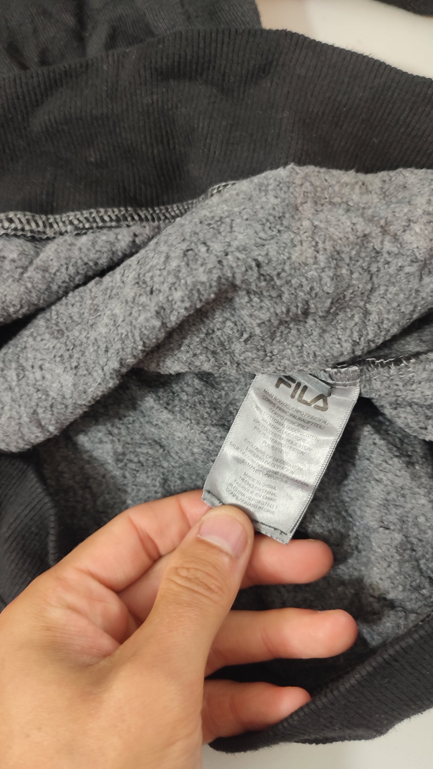 Vêtement homme pull sweat noir Fila taille M #Retrostreet
